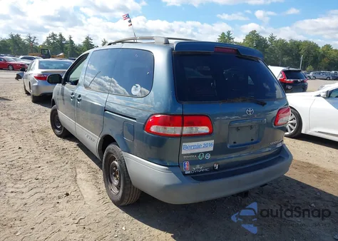 2001 Toyota Sienna Le from USA, damaged, VIN 4T3ZF13C21U393885
